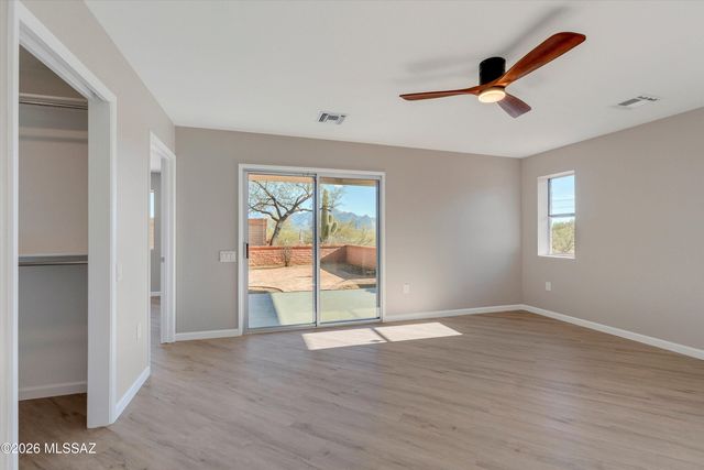 3902 S Via Del Ruisenor, Green Valley, AZ 85622