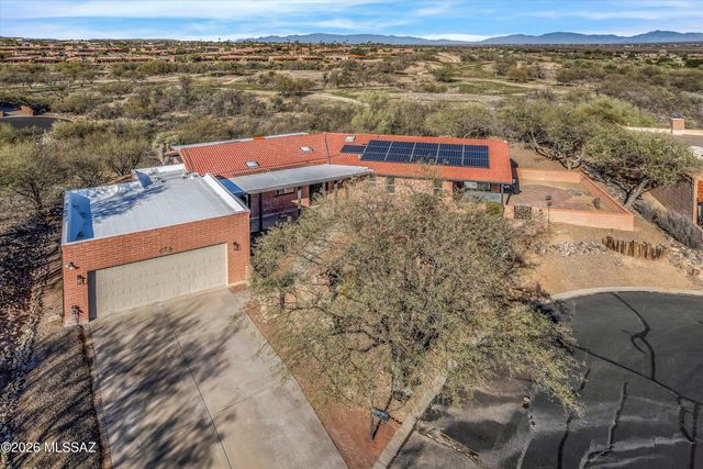 3902 S Via Del Ruisenor, Green Valley, AZ 85622