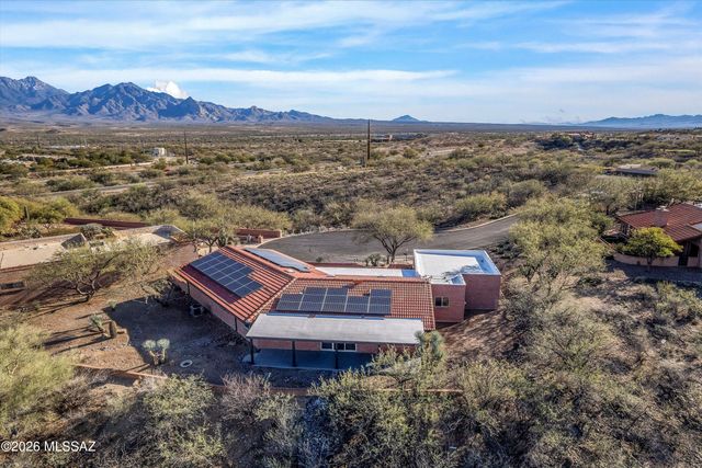 3902 S Via Del Ruisenor, Green Valley, AZ 85622
