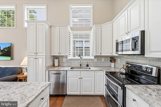 12028 RUTHERGLEN PL, Bristow, VA 20136