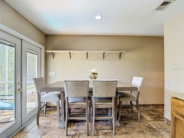 87 1ST AVENUE NW, Lutz, FL 33548