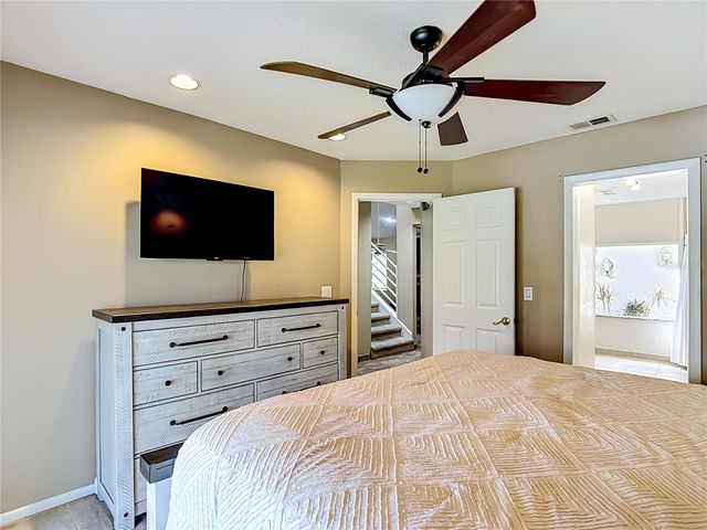 87 1ST AVENUE NW, Lutz, FL 33548