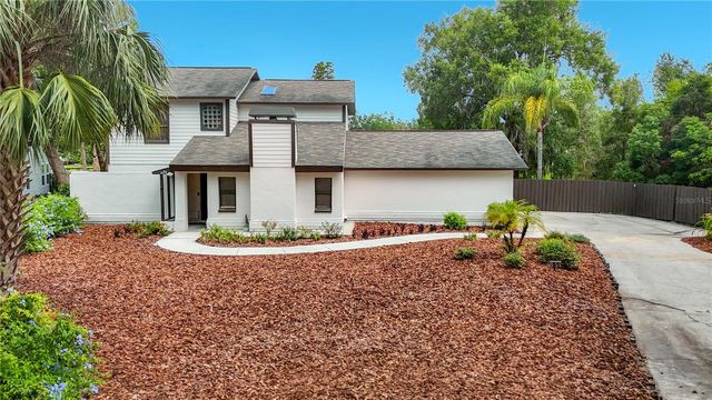 87 1ST AVENUE NW, Lutz, FL 33548