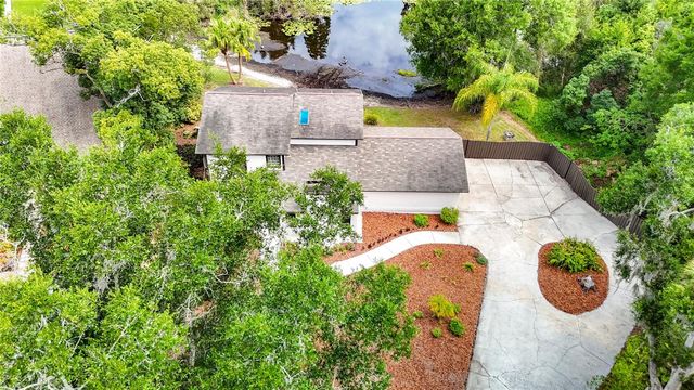 87 1ST AVENUE NW, Lutz, FL 33548