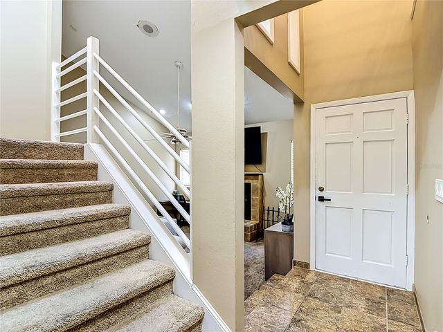 87 1ST AVENUE NW, Lutz, FL 33548