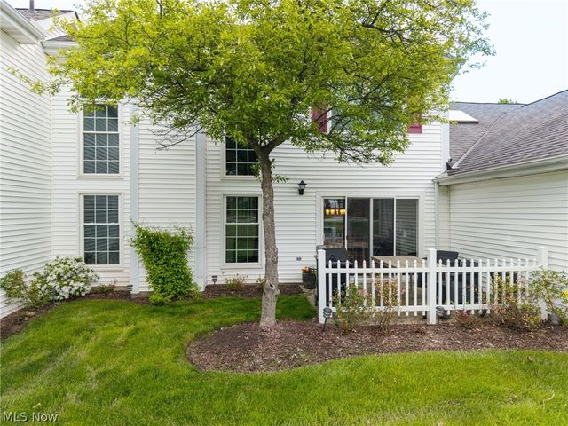 6604 Hidden Lake Trail, Brecksville, OH 44141