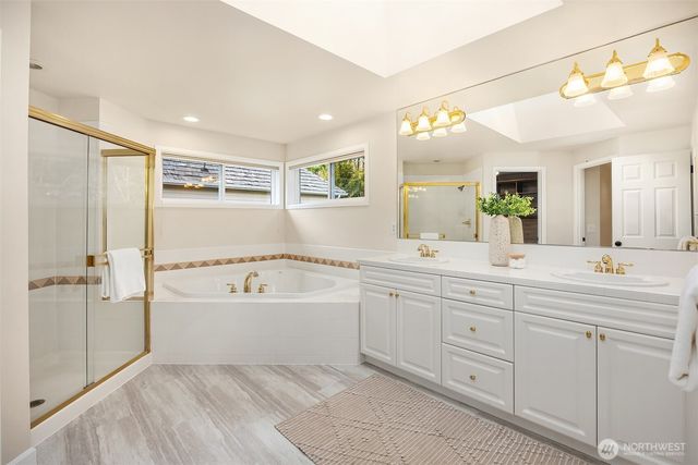 26734 SE 9th Way, Sammamish, WA 98075