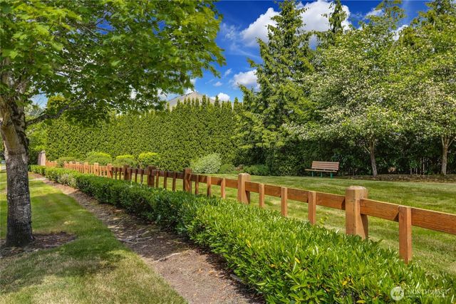 26734 SE 9th Way, Sammamish, WA 98075