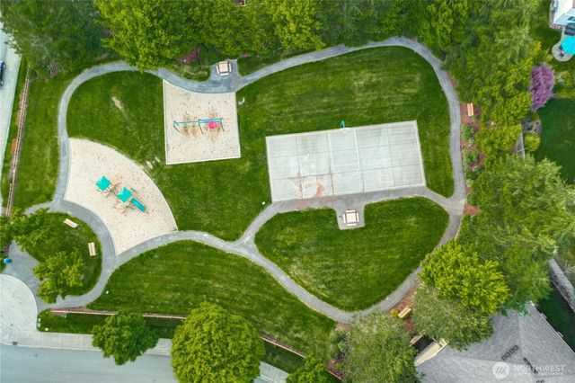 26734 SE 9th Way, Sammamish, WA 98075