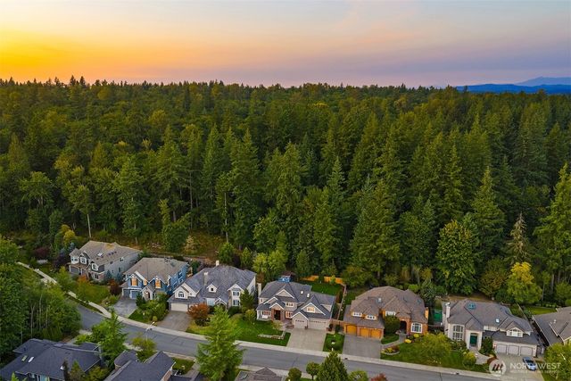 26734 SE 9th Way, Sammamish, WA 98075