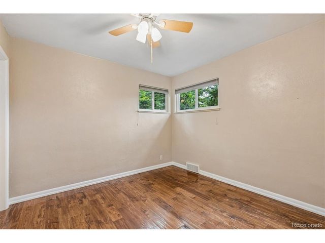 1606 Glen Bar Dr, Lakewood, CO 80215