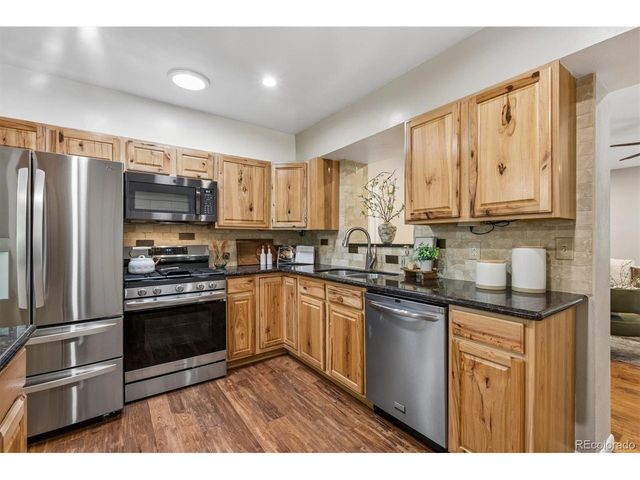 1606 Glen Bar Dr, Lakewood, CO 80215