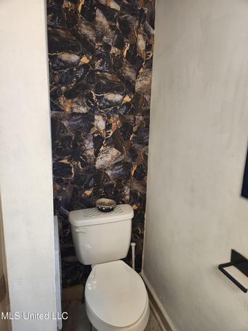 1166 Killarney Street, Jackson, MS 39212