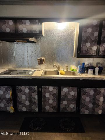 1166 Killarney Street, Jackson, MS 39212