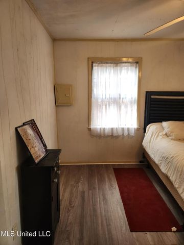 1166 Killarney Street, Jackson, MS 39212