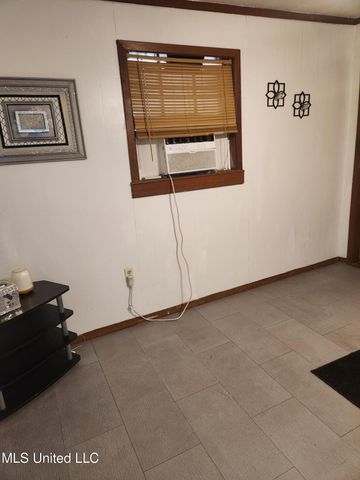 1166 Killarney Street, Jackson, MS 39212