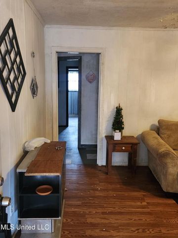 1166 Killarney Street, Jackson, MS 39212