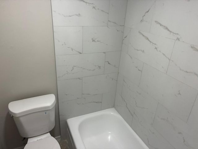 378 48TH AVENUE N 119, St Petersburg, FL 33703