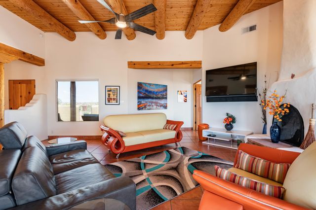 31 Second Mesa Drive, Placitas, NM 87043