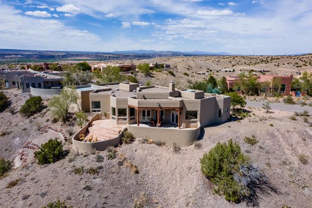 31 Second Mesa Drive, Placitas, NM 87043