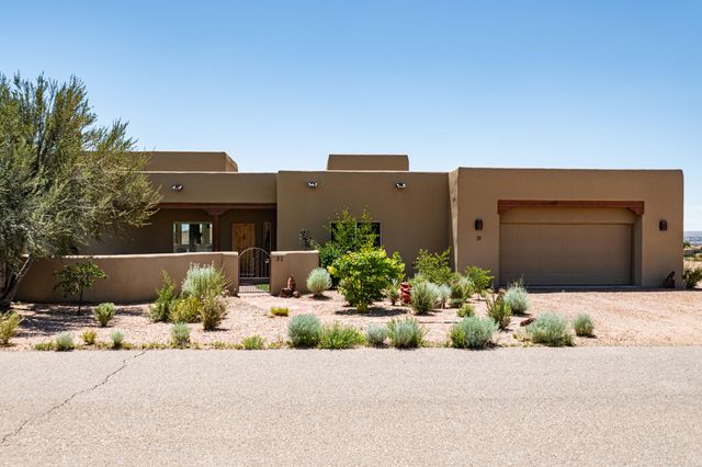 31 Second Mesa Drive, Placitas, NM 87043