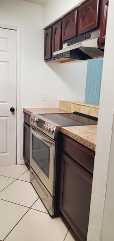 2303 N Congress Avenue, Boynton Beach, FL 33426