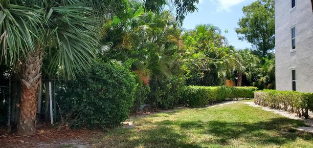2303 N Congress Avenue, Boynton Beach, FL 33426
