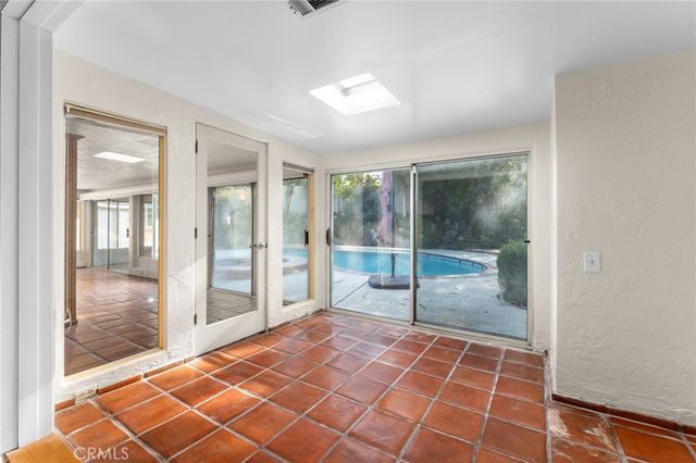 1710 Fairmont Drive, Redlands, CA 92373