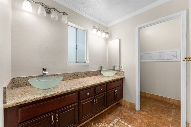 1710 Fairmont Drive, Redlands, CA 92373