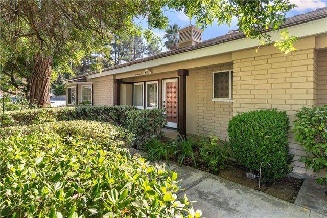 1710 Fairmont Drive, Redlands, CA 92373