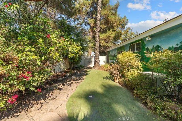 1710 Fairmont Drive, Redlands, CA 92373