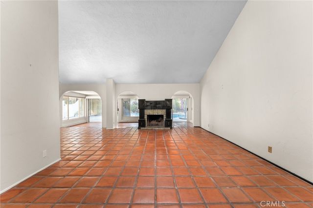 1710 Fairmont Drive, Redlands, CA 92373