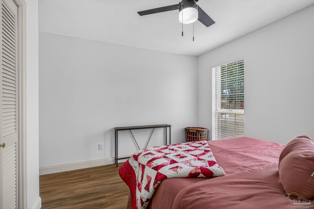 2768 Venetian Way, Gulf Breeze, FL 32563