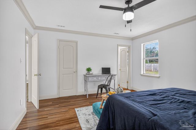 2768 Venetian Way, Gulf Breeze, FL 32563