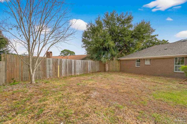 2768 Venetian Way, Gulf Breeze, FL 32563