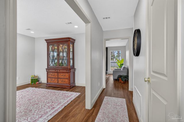 2768 Venetian Way, Gulf Breeze, FL 32563