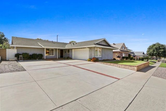 24842 Calle El Toro Grande, Lake Forest, CA 92630