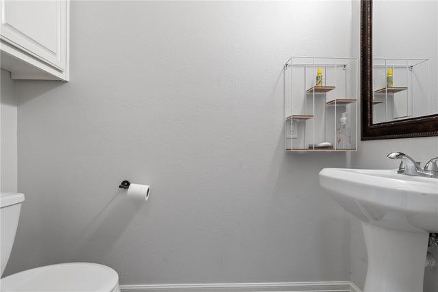 7214 Lake Melody Dr, Corpus Christi, TX 78414