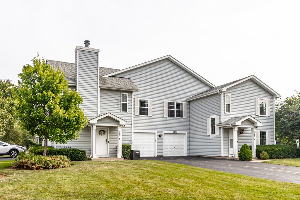 1228 Orleans Drive, Mundelein, IL 60060
