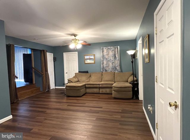 521 BRENNEMAN DR, Lewisberry, PA 17339