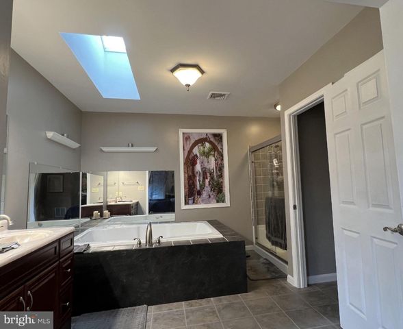 521 BRENNEMAN DR, Lewisberry, PA 17339