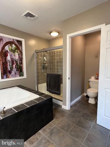 521 BRENNEMAN DR, Lewisberry, PA 17339