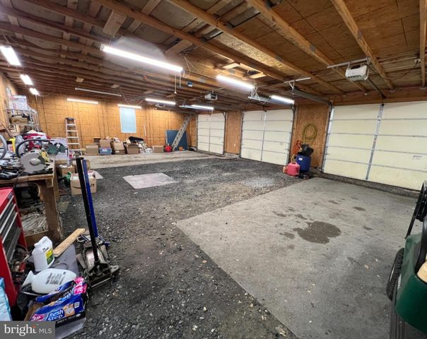 521 BRENNEMAN DR, Lewisberry, PA 17339