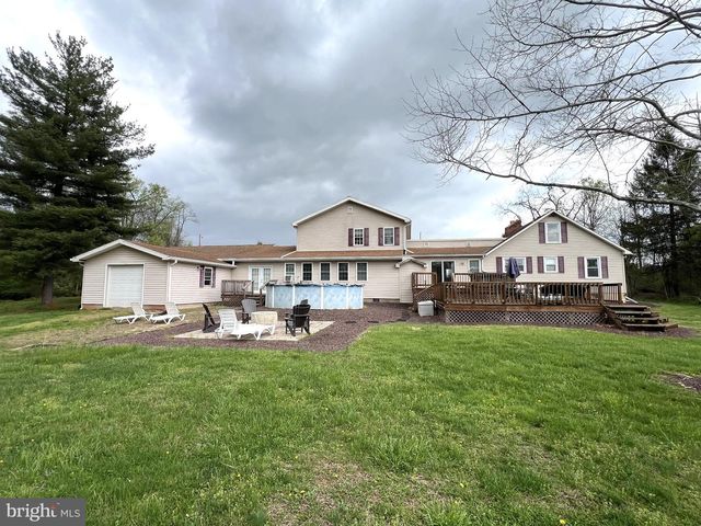 521 BRENNEMAN DR, Lewisberry, PA 17339