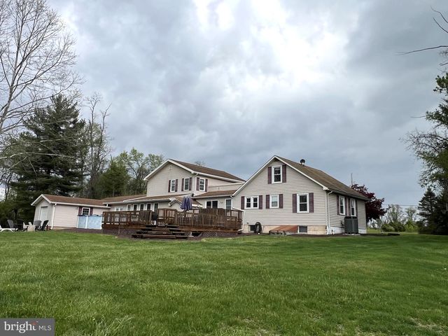521 BRENNEMAN DR, Lewisberry, PA 17339