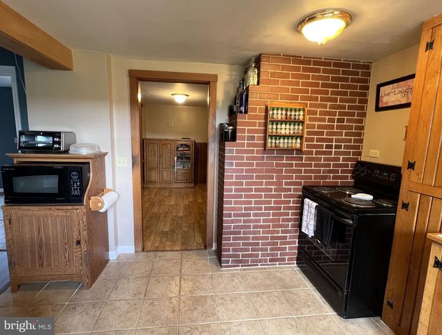 521 BRENNEMAN DR, Lewisberry, PA 17339