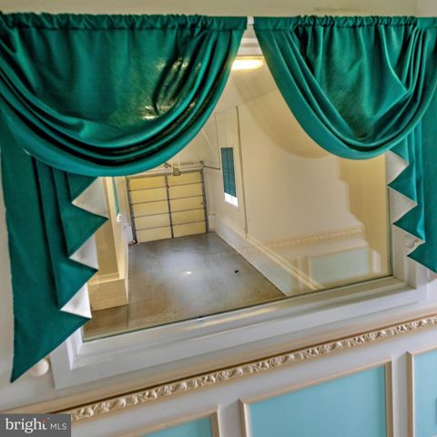 735 HARTFORD RD, Moorestown, NJ 08057