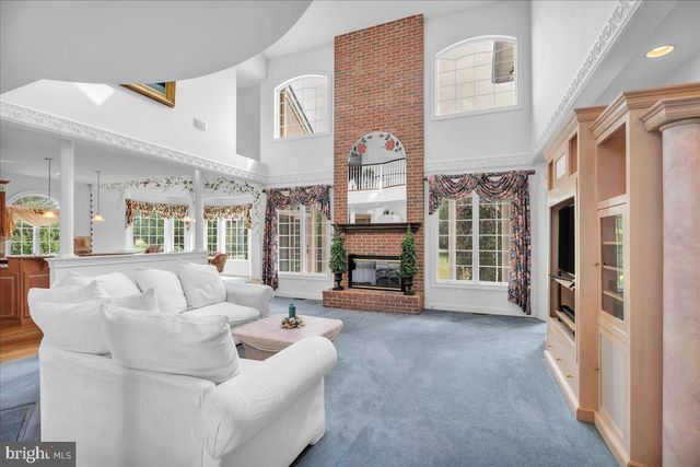 735 HARTFORD RD, Moorestown, NJ 08057