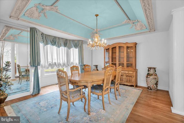 735 HARTFORD RD, Moorestown, NJ 08057