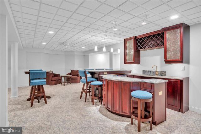 735 HARTFORD RD, Moorestown, NJ 08057